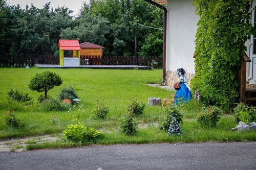 Поселок у озера