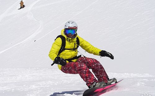 Горнолыжный склон и сноупарк в Спас-Каменке