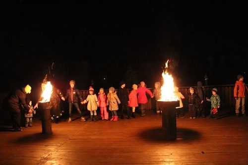 Праздничный хоровод на празднике