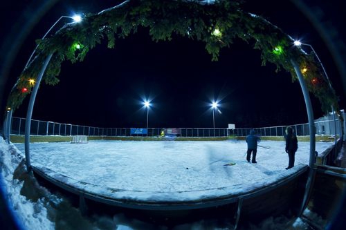 Каток в сноупарке коттеджного поселка Спас-Каменка