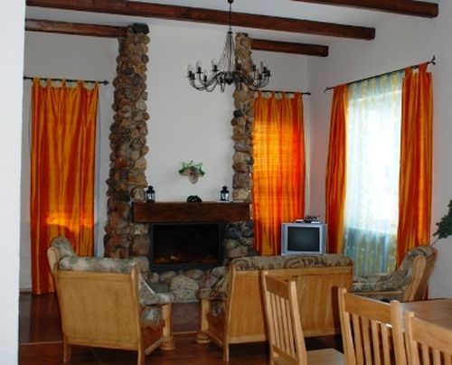 Новый год встречаем у камина