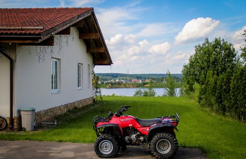 Коттеджи на берегу озера