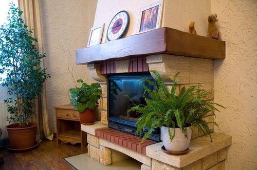 Камин в коттедже поселка Спас-Каменка