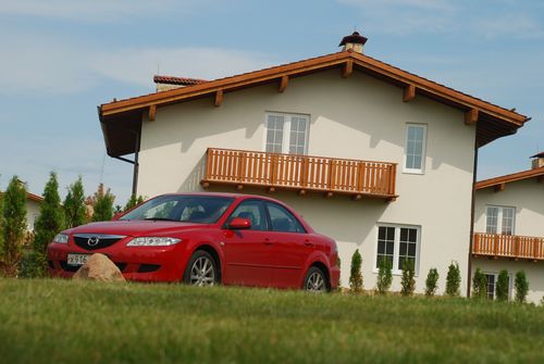 Двухэтажный коттедж в поселке Спас-Каменка