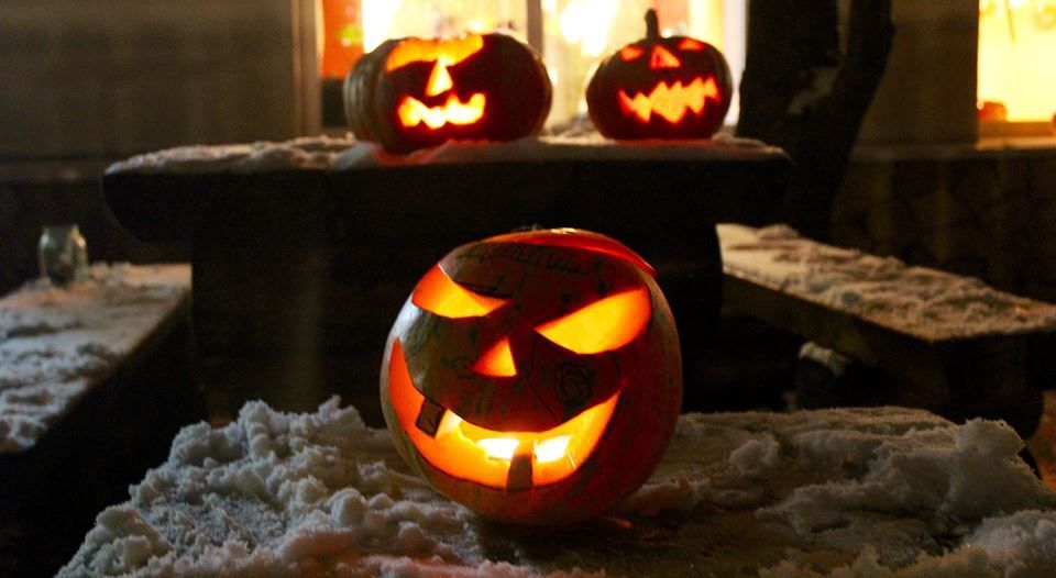 Светильники из тыквы Хэллоуин вСпас-Каменке