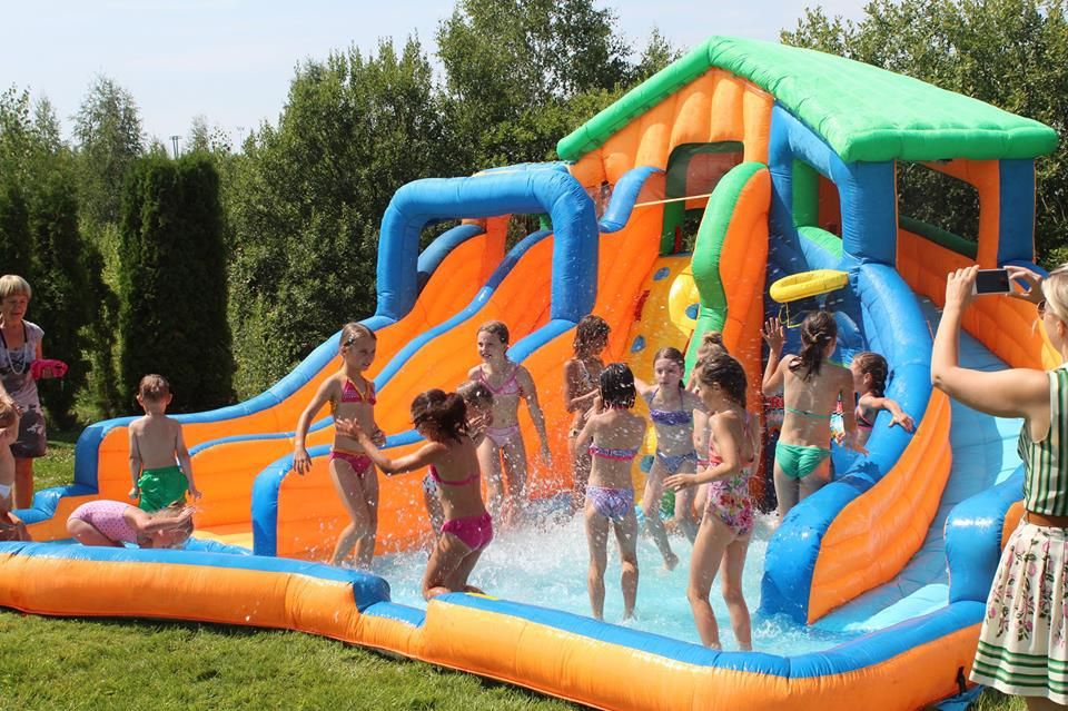 Веселый водный праздник в Спас-Каменке