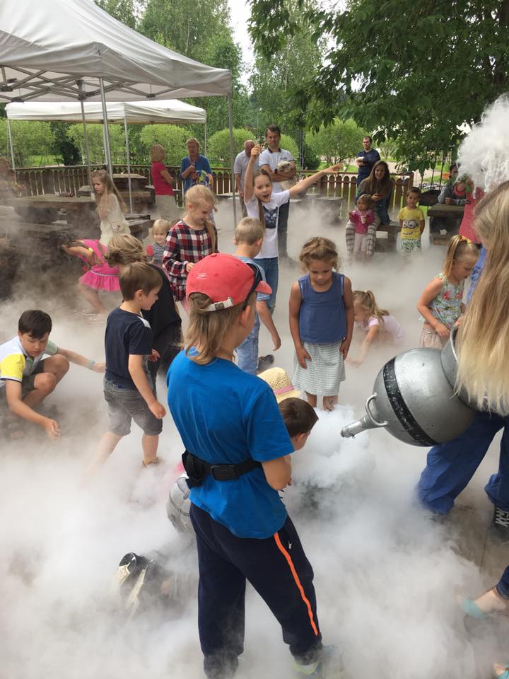 Спас-Каменка опыты Эйнштейникуса Опыты на веранде