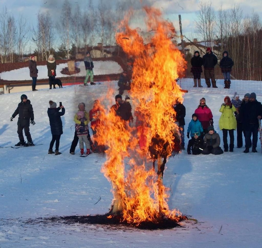 Сжигание Масленицы Масленица в Спас-Каменке 2019