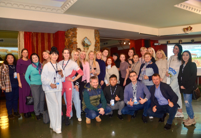 Конгресс в Спас-Каменке - участники бизнес-тура Московский Международный Жилищный Конгресс