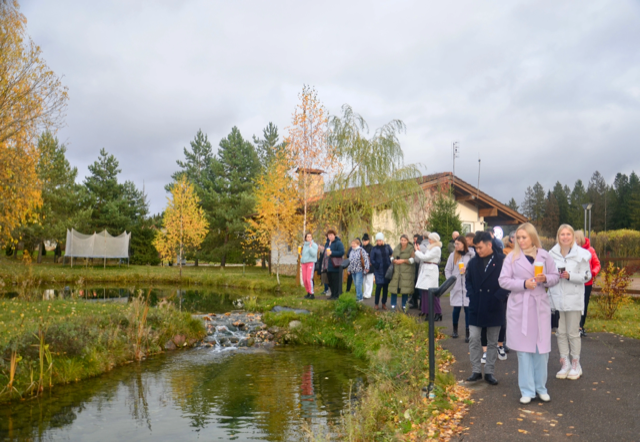 Конгресс в Спас-Каменке - прогулка вдоль Форелевой речки Московский Международный Жилищный Конгресс